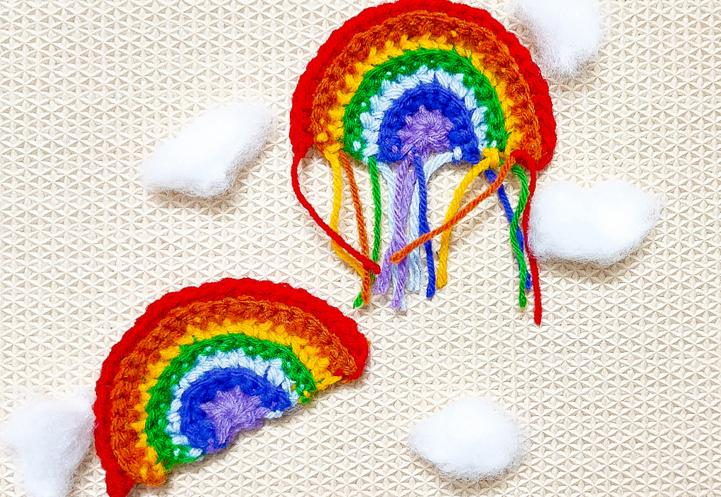 How To Make a Super Easy Crochet Rainbow Applique FREE CROCHET