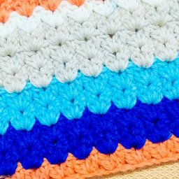 Super Easy Crochet Cluster Bunch Blanket