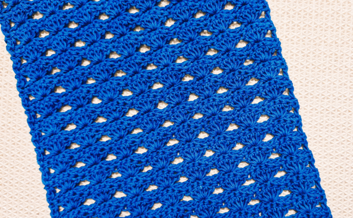 Simple and Easy Lacy Shell Crochet Table Runner Simple and Easy Lacy Shell Crochet Table Runner