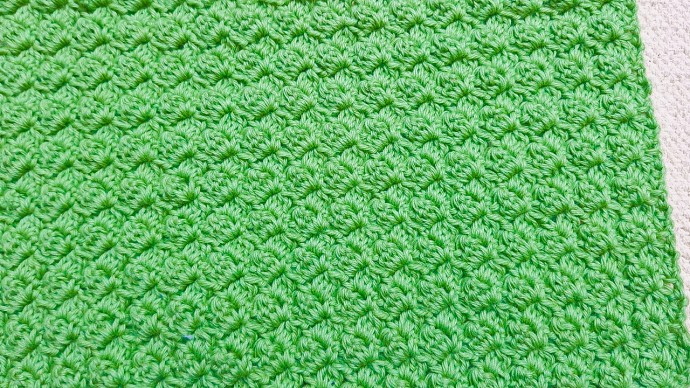 Crochet Moss Blanket with Easy Stitch Pattern Crochet Moss Blanket with Easy Stitch Pattern