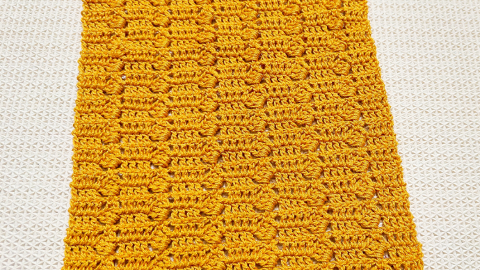Two Row Repeat Easy Crochet Table Runner